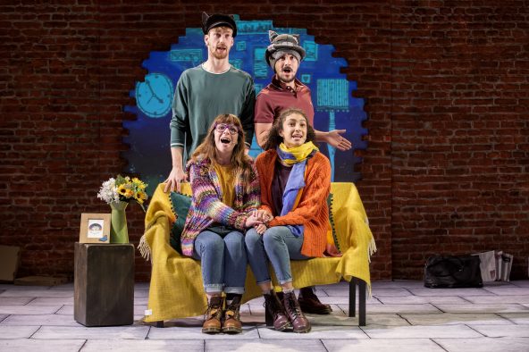The cast of Tabby McTat. Photo Credit Robin Savage (2)