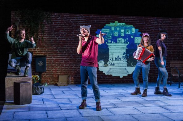 The cast of Tabby McTat. Photo Credit Robin Savage (8)