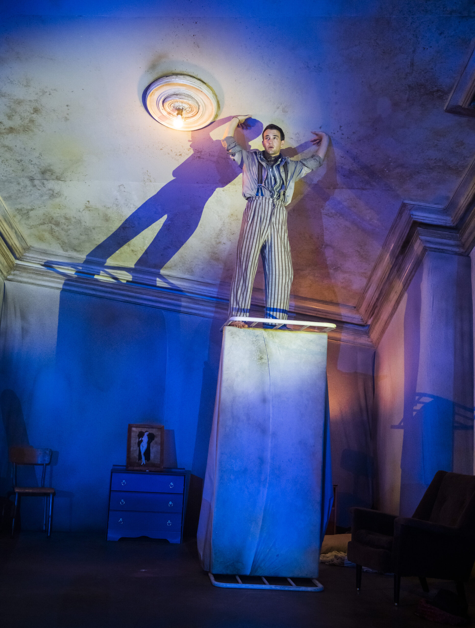 Frantic Assembly s Metamorphosis Curve Theatre Leicester Frantic Assembly s Metamorphosis Curve Theatre Leicester