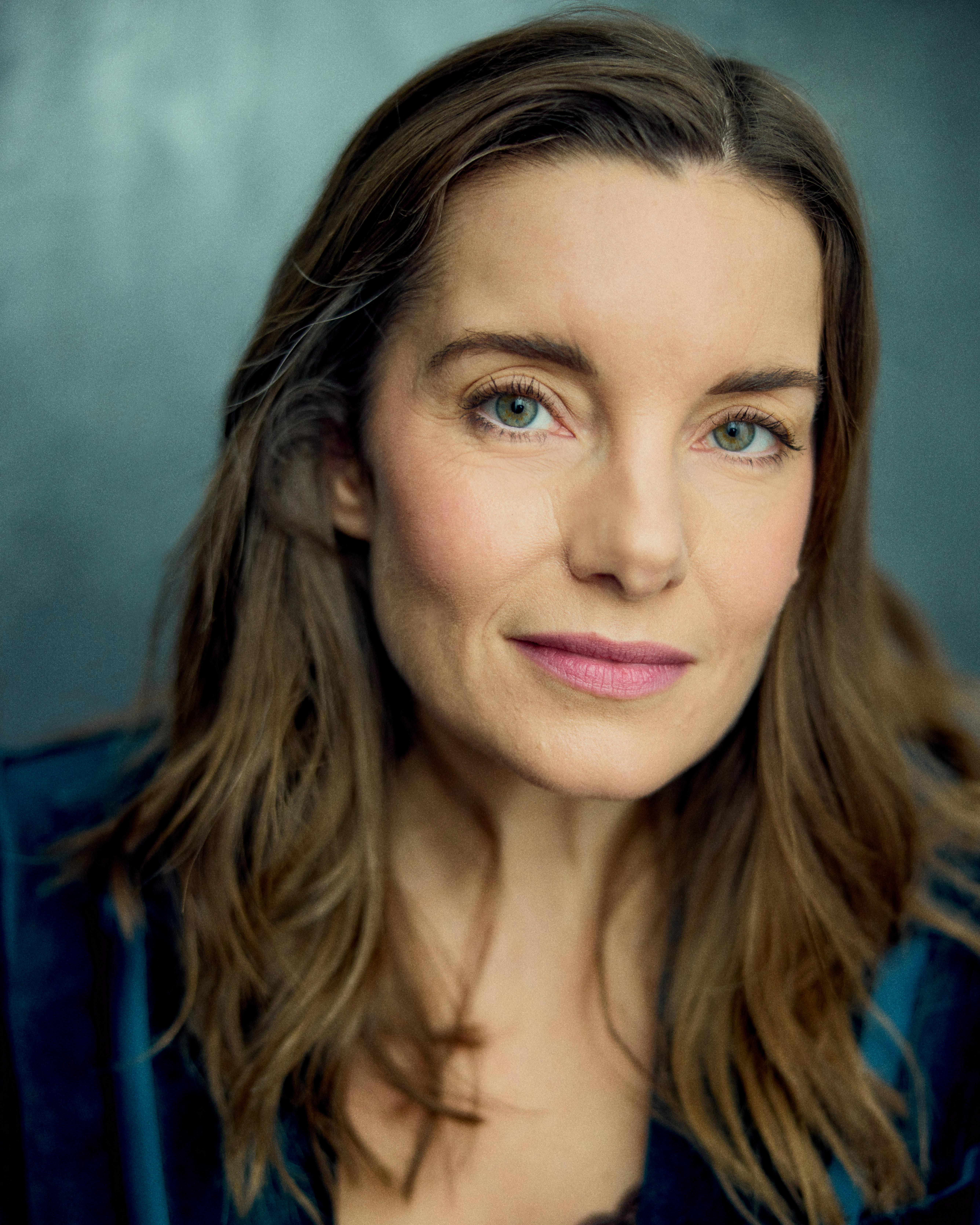 6791285Rebecca Treharn0220 (1)